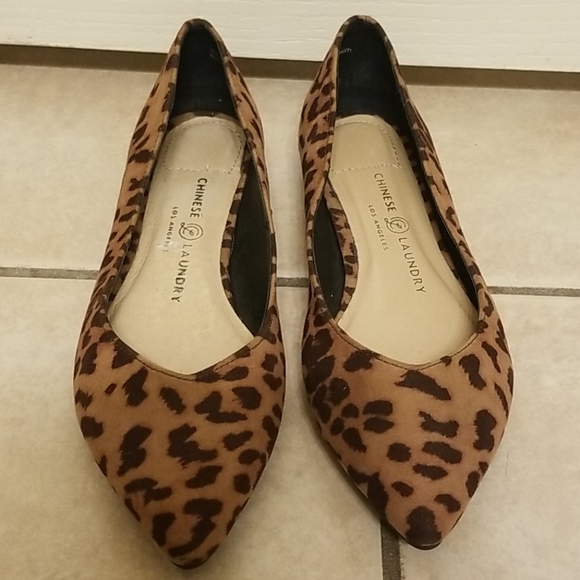 Chinese Laundry Leopard Flats Size 7.5 - Picture 2 of 5